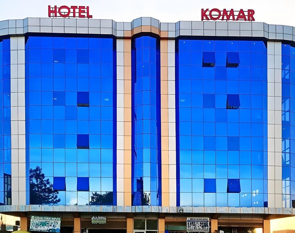 Hotel Komar Lira City