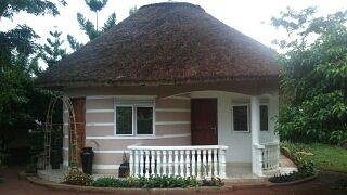 Brownstone Country Home  Lira City