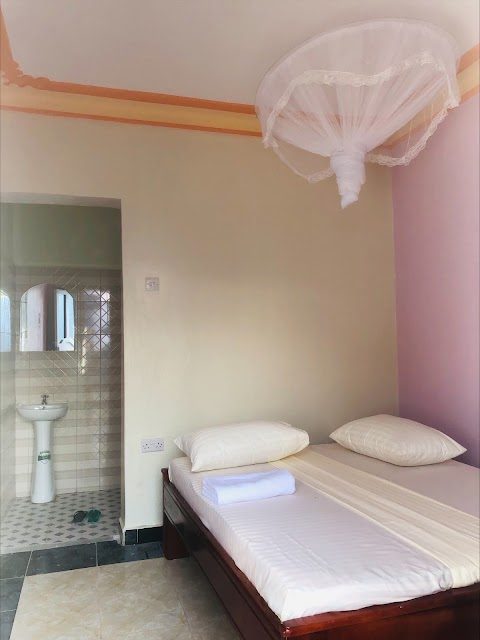 Rosebank Hotel Lira City