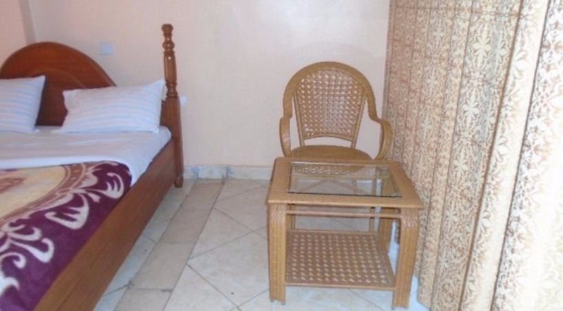 Pauline Hotel