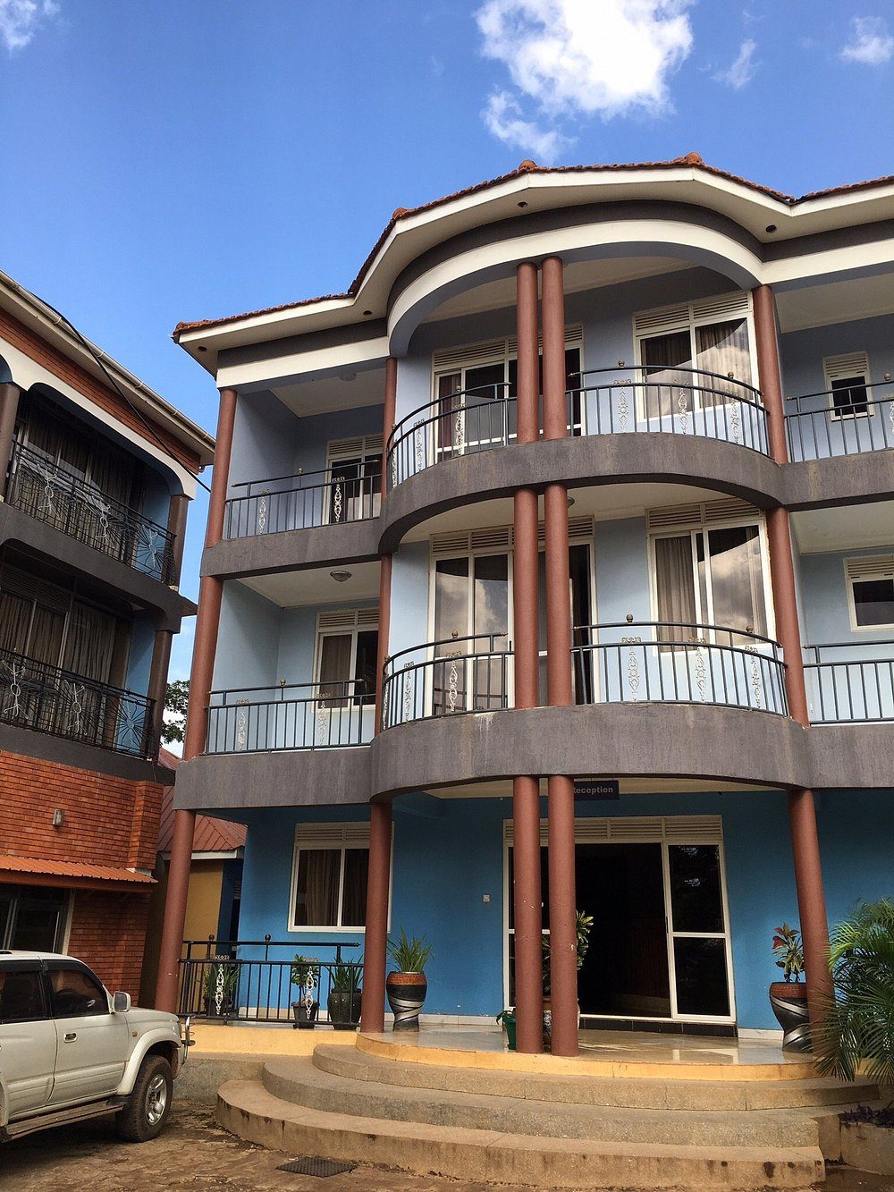 Pauline Hotel